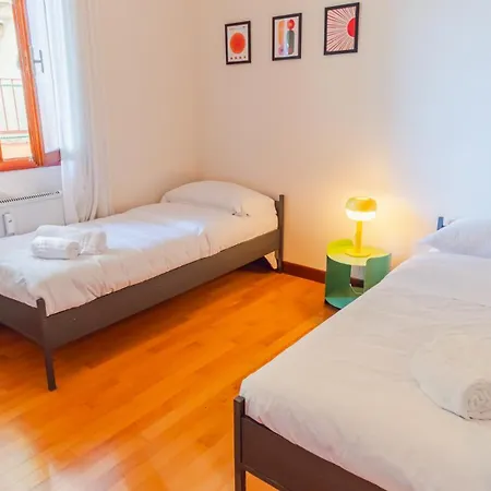 Apartment Dimora Dei Colori - Italian Homing