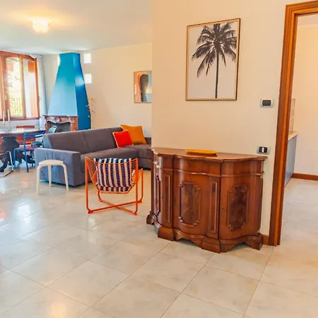 Apartment Dimora Dei Colori - Italian Homing